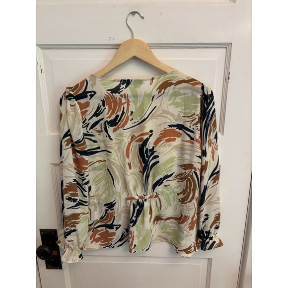 Madewell Women's Cream V-Neck Ruffle Cuff Top Brush Patterns Size Small $78 - Picture 8 of 8